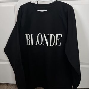 BNWOT Brunette the Label blonde oversized crewneck